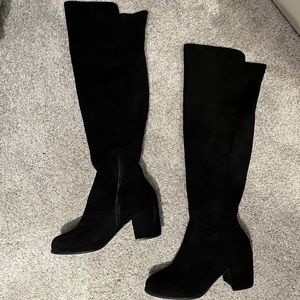 Tall black faux suede boots - 10